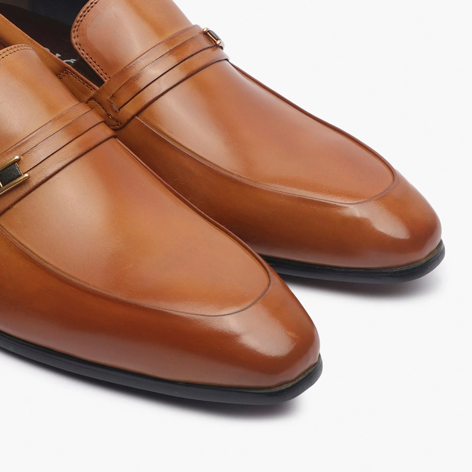 Classic Side Buckle Moccasin