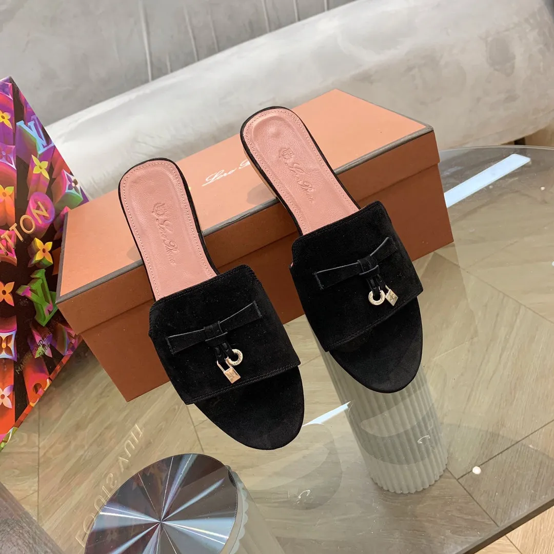 Summer Charms Sandals in Black Suede Pink Lambskin