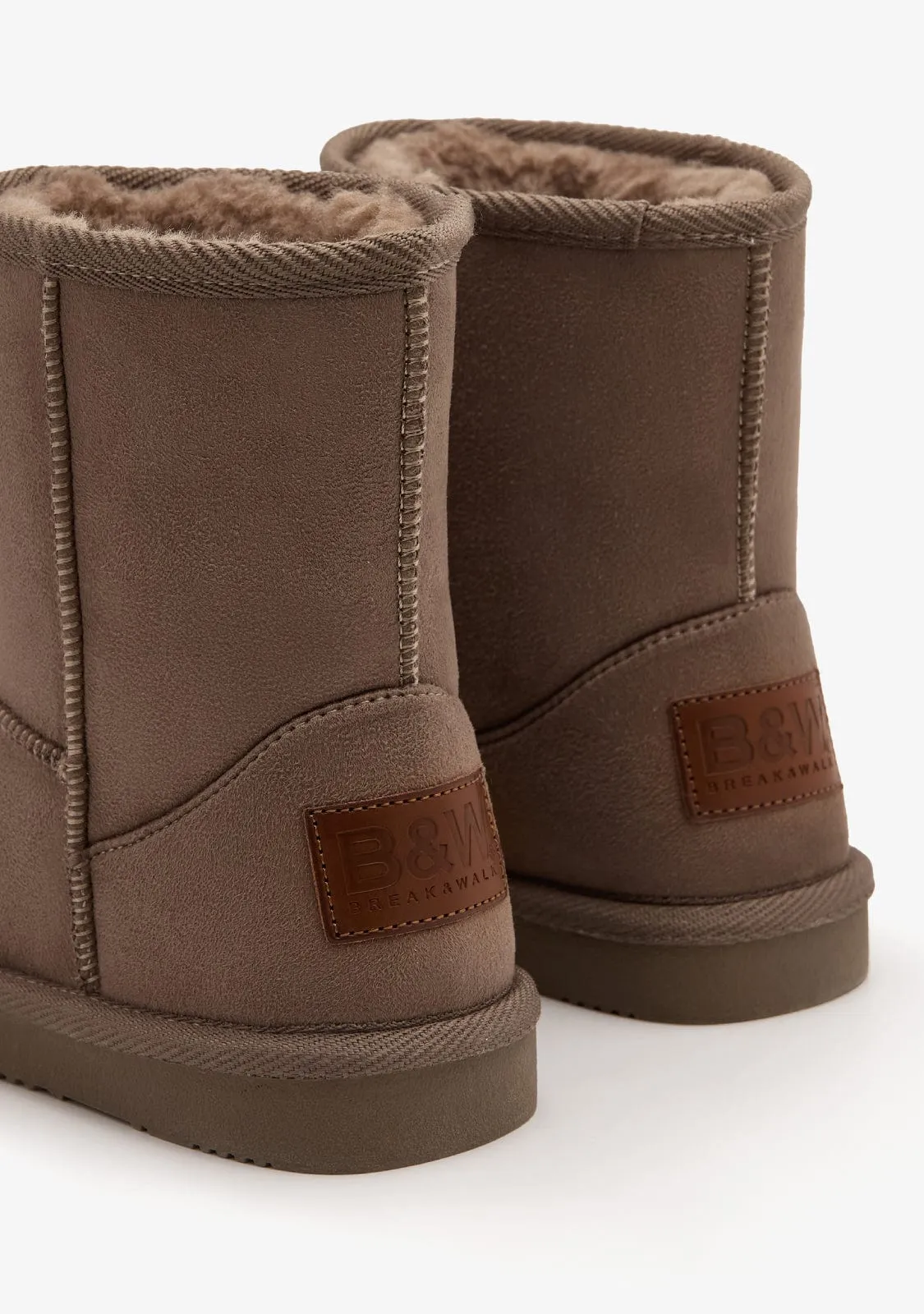 Taupe Logo Australian Boots Water Repellent B&W